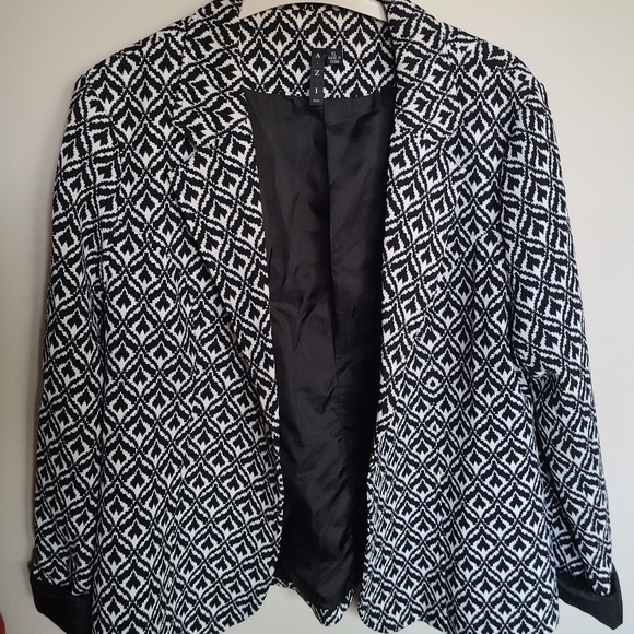 A.Z.I. black & white blazer jacket, XL, EUC - Picture 1 of 3